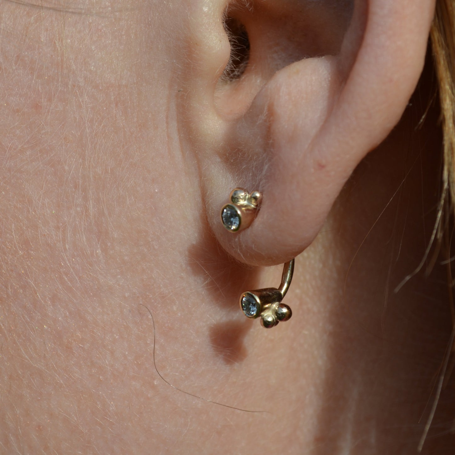 Diamond stud with detachable diamond drop